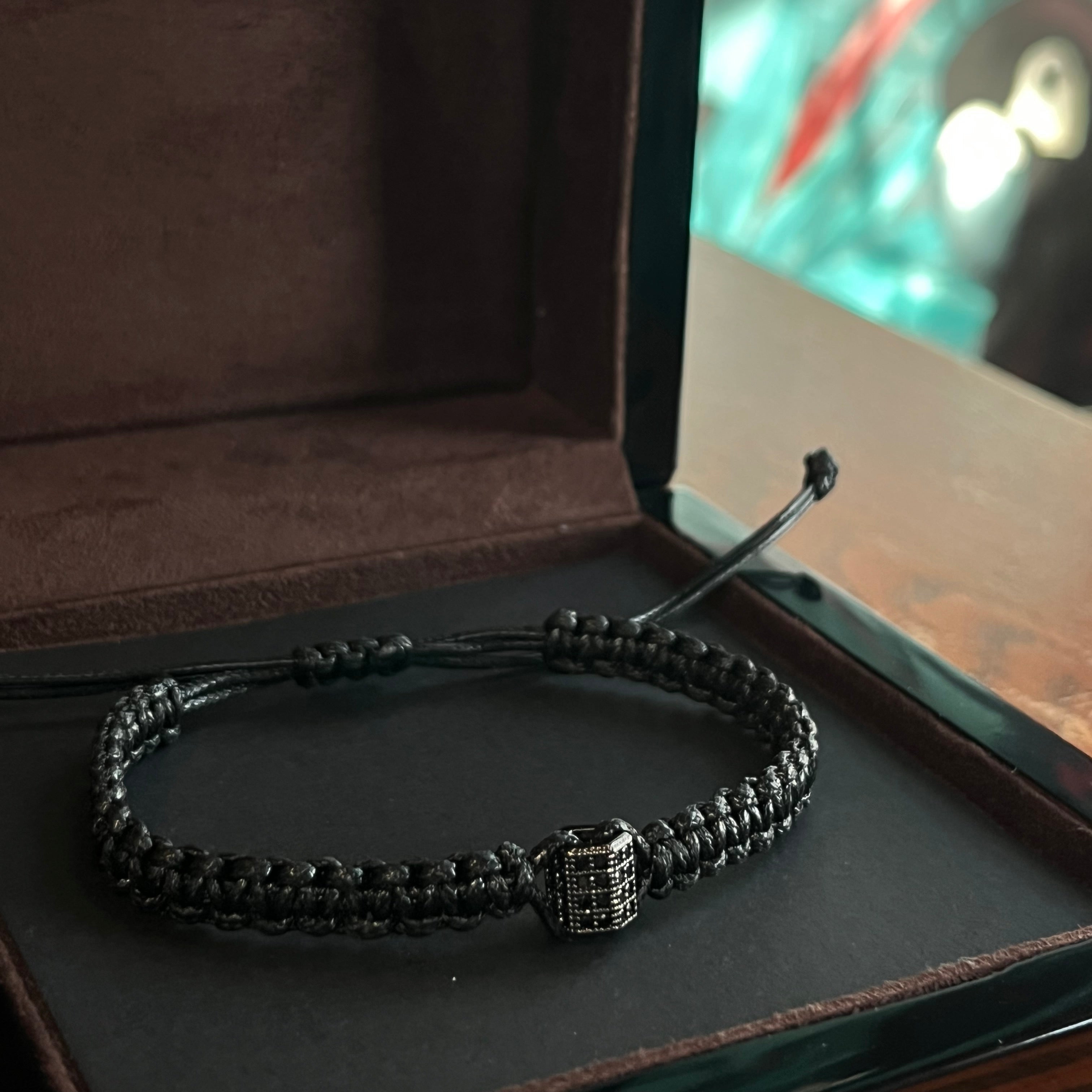 HUSTLER's PAIN - narukvica