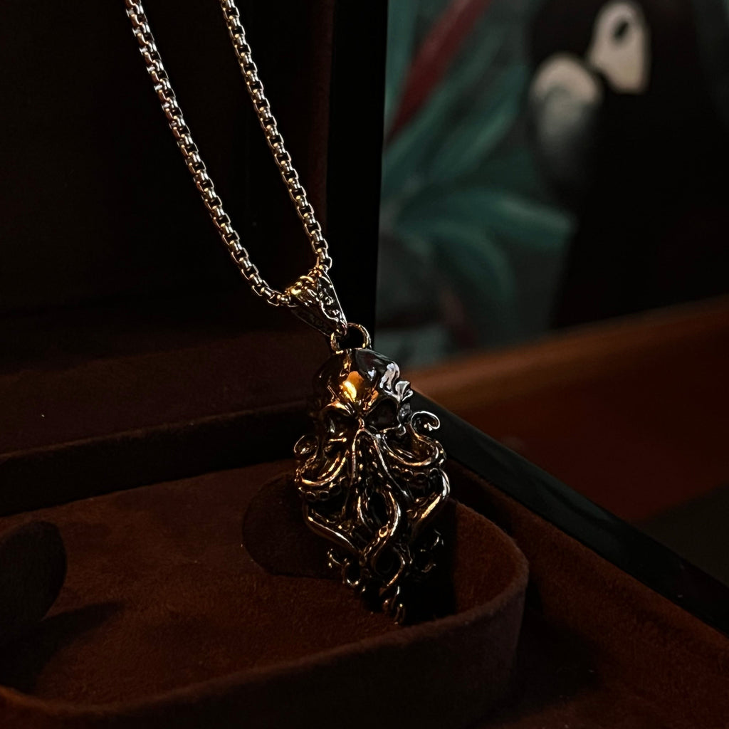 CALL OF CTHULHU - lanac sa priveskom